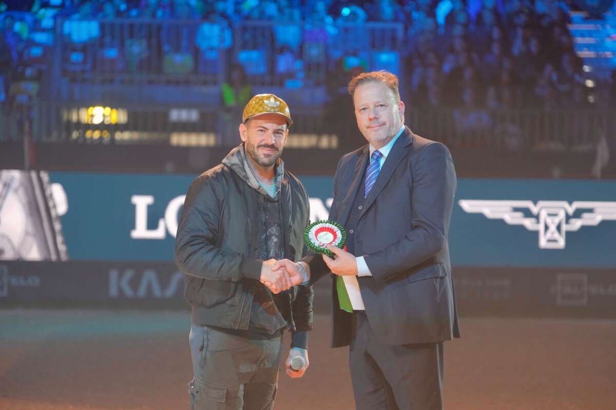 FIERACAVALLI_Consegna coccarda Santi Serracamps e Federico Bricolo